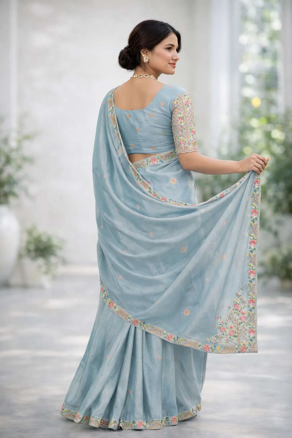 Women's Lightweight Polyester Saree with Delicate Self Work (Variant) view 3